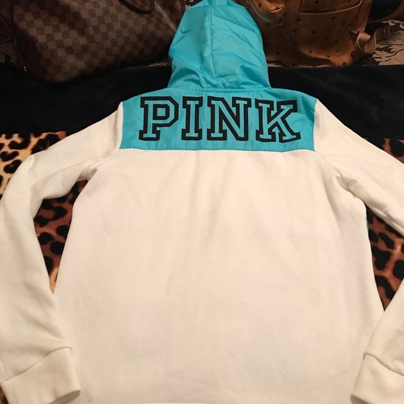 EUC Pink Victoria Secret pullover - Picture 5 of 6